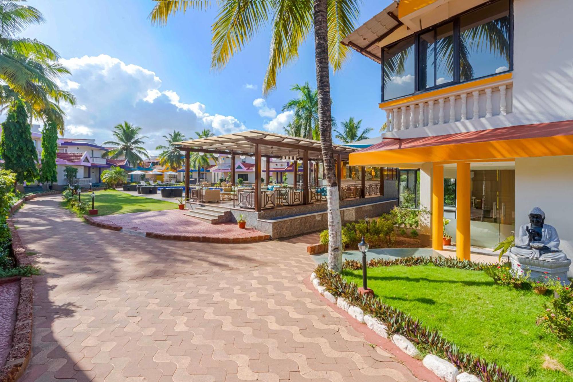 Country Inn Goa Varca Beach - 2 Minutes Walk To The Beach Eksteriør bilde