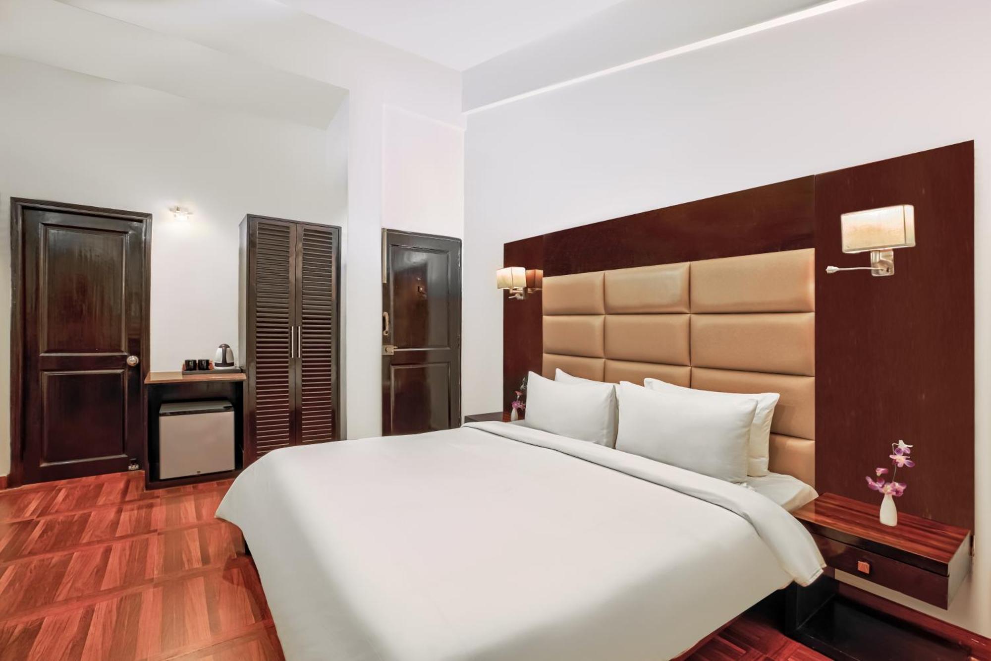 Country Inn Goa Varca Beach - 2 Minutes Walk To The Beach Eksteriør bilde
